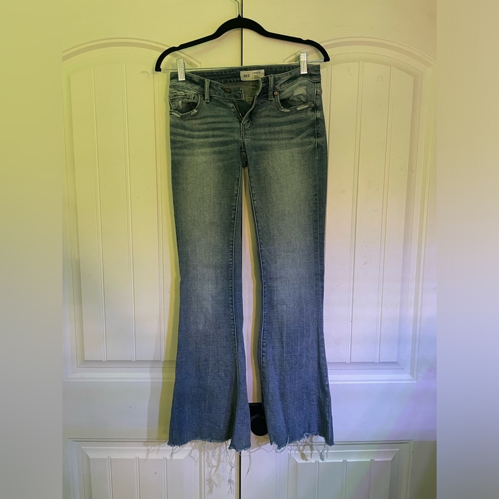 •BKE Stella Low Rise Flare Jeans•